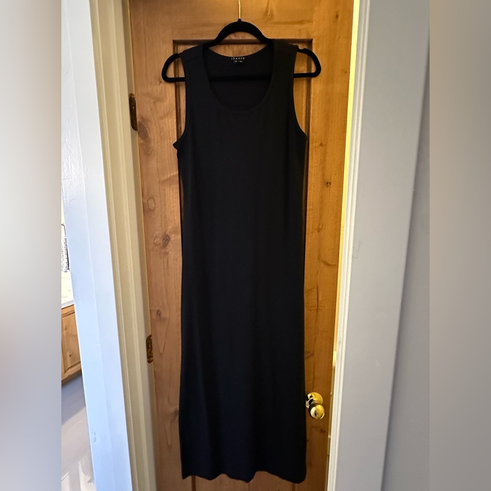 Theory maxi dress black size M